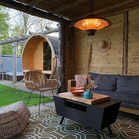 "Zeelandzon" Holiday Home By The Lake With Jacuzzi And Sauna Herkingen Екстериор снимка